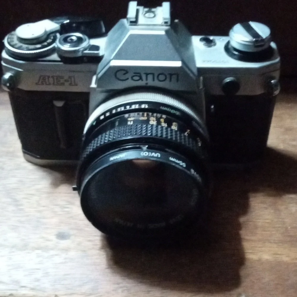 Canon AE-1